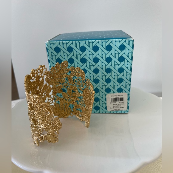 Stella & Dot - Lace Cuff, Gold - Picture 3 of 4